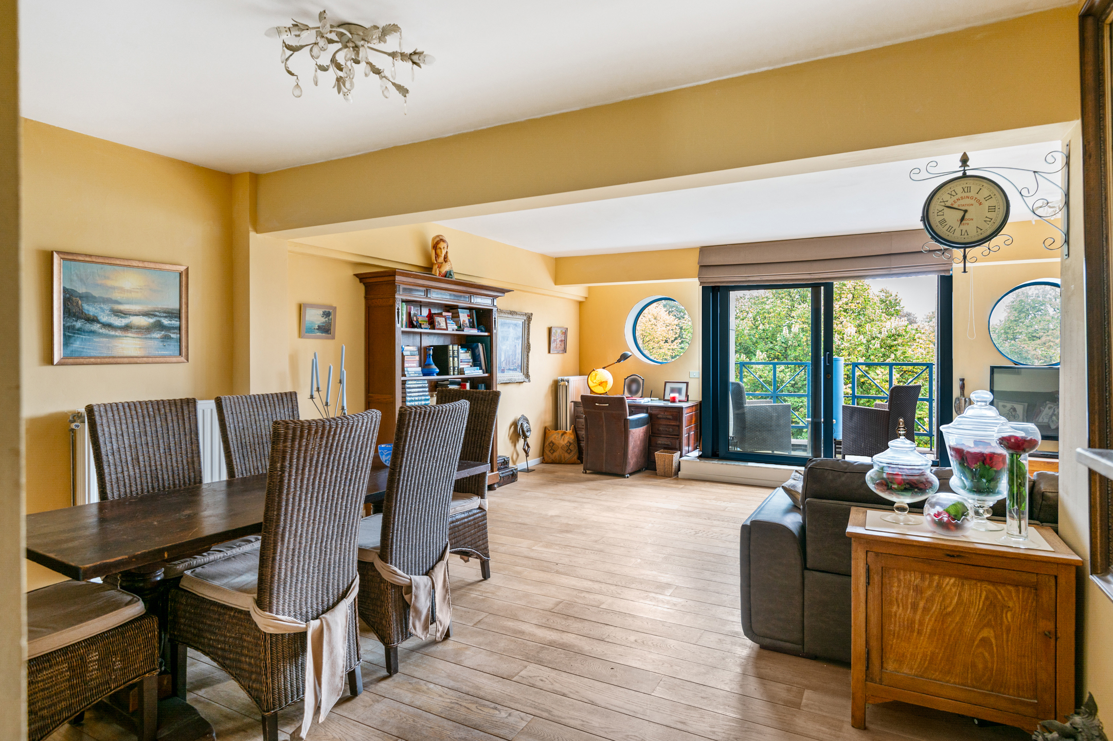 Tweeslaapkamer appartement op 7de verdieping met parkzichten - foto 2