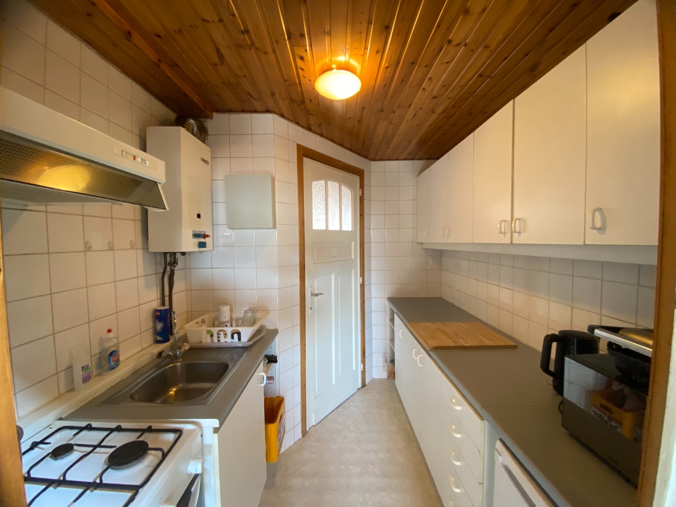Bemeubelde studio in hartje van Leuven! - foto 4