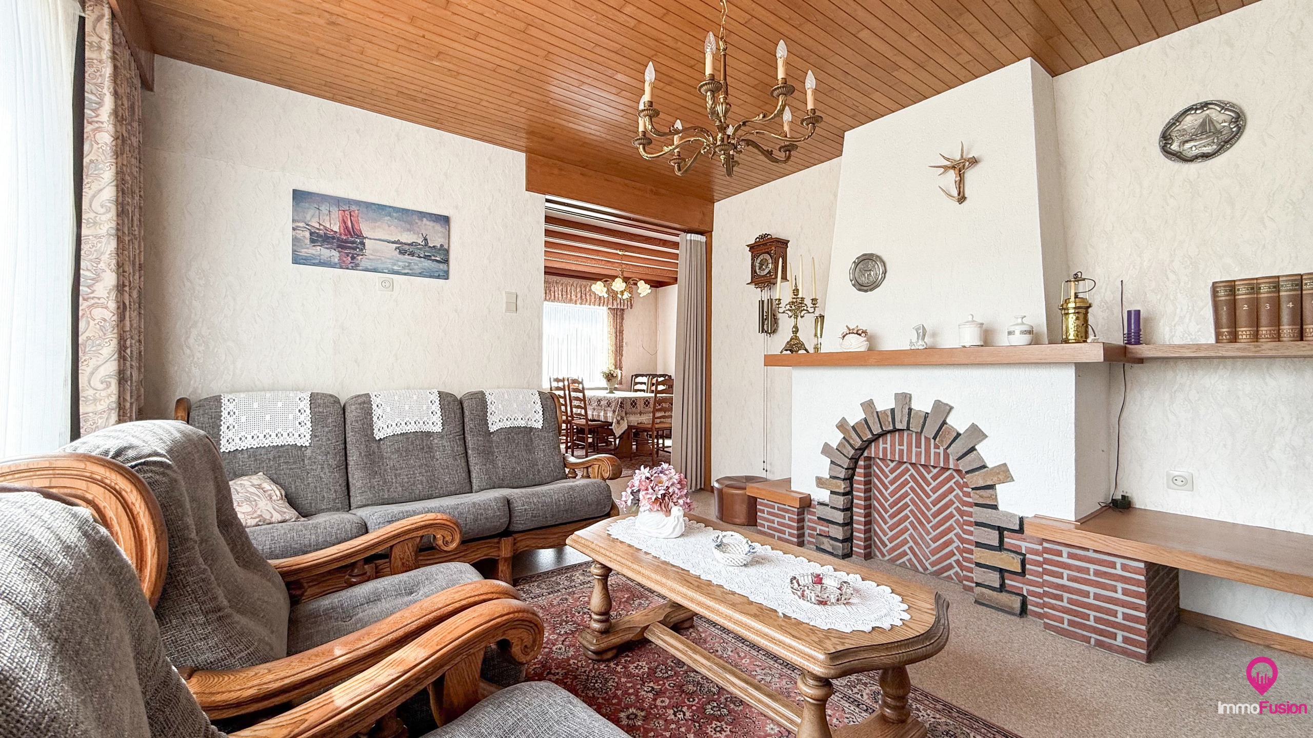 Rustig gelegen woning met dubbele garage, kelder en privacy! - foto 5