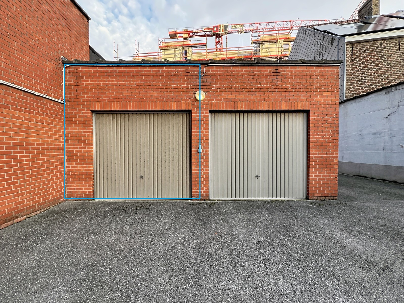 GEMETSTE garage te koop CENTRUM Roeselare nabij Sint-Michielskerk ! - foto 4