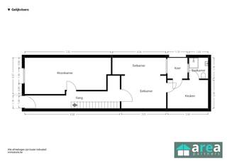 <p><span>Deze ruime gezinswoning is gelegen in de hippe Boho wijk meer bepaald aan het Koxplein, tussen het Moorkensplein en Zurenborg. Het betreft een ruime, doch te renoveren woning met 4 slaapkamers, koer en veranda (terras). Omwille van de ligging ben je op een steenworp verwijderd van verschillende leuke adresjes. In de omgeving is er absoluut geen gebrek aan winkels, scholen, apothekers, horeca gelegenheid en zoveel meer!</span></p><p><span> </span></p><p><span>Grootste troeven:</span></p><p><span>-Centrale locatie in hippe buurt!</span></p><p><span>-Veel potentieel</span></p><p><span>-4 ruime slaapkamers</span></p><p><span>-Koer &amp; terras aanwezig</span></p><p><span>-Geen energetische renovatieverplichting!</span></p><p><span> </span></p><p><span>(Huidige) indeling:</span></p><p><span>-Kelder: Ruim (30m²), ideaal voor stockage.</span></p><p><span>-GLVL: Op het gelijkvloers bevindt zich een ruime &amp; lichtrijke leefruimte die eenvoudig kan worden verbonden met de aangrenzende eetkamer. Aansluitend treffen we de keuken, die toegang biedt tot een compacte koer (ca. 3 m²), ideaal voor een frisse buitenruimte. Verder is er op dit niveau een praktische badkamer voorzien van douche en toilet.</span></p><p><span>-V1: De 1</span><span><sup>ste</sup></span><span> verdieping omvat aan de voorzijde een masterbedroom (25 m²). Daarnaast bevindt zich de 2</span><span><sup>de</sup></span><span> slaapkamer (12 m²). Achteraan vinden we een 2</span><span><sup>de</sup></span><span> badkamer (5 m²), uitgerust met ligbad &amp; toilet. Deze ruimte geeft bovendien toegang tot een veranda/terras (6 m²).</span></p><p><span>-V2: Op de bovenste verdieping zijn nog 2 bijkomende slaapkamers aanwezig (15m² &amp; 10 m²).</span></p><p><span> </span></p><p><span>Voor meer informatie kan u terecht bij Area Partners: Info@area.be of 03/284.60.60</span></p>