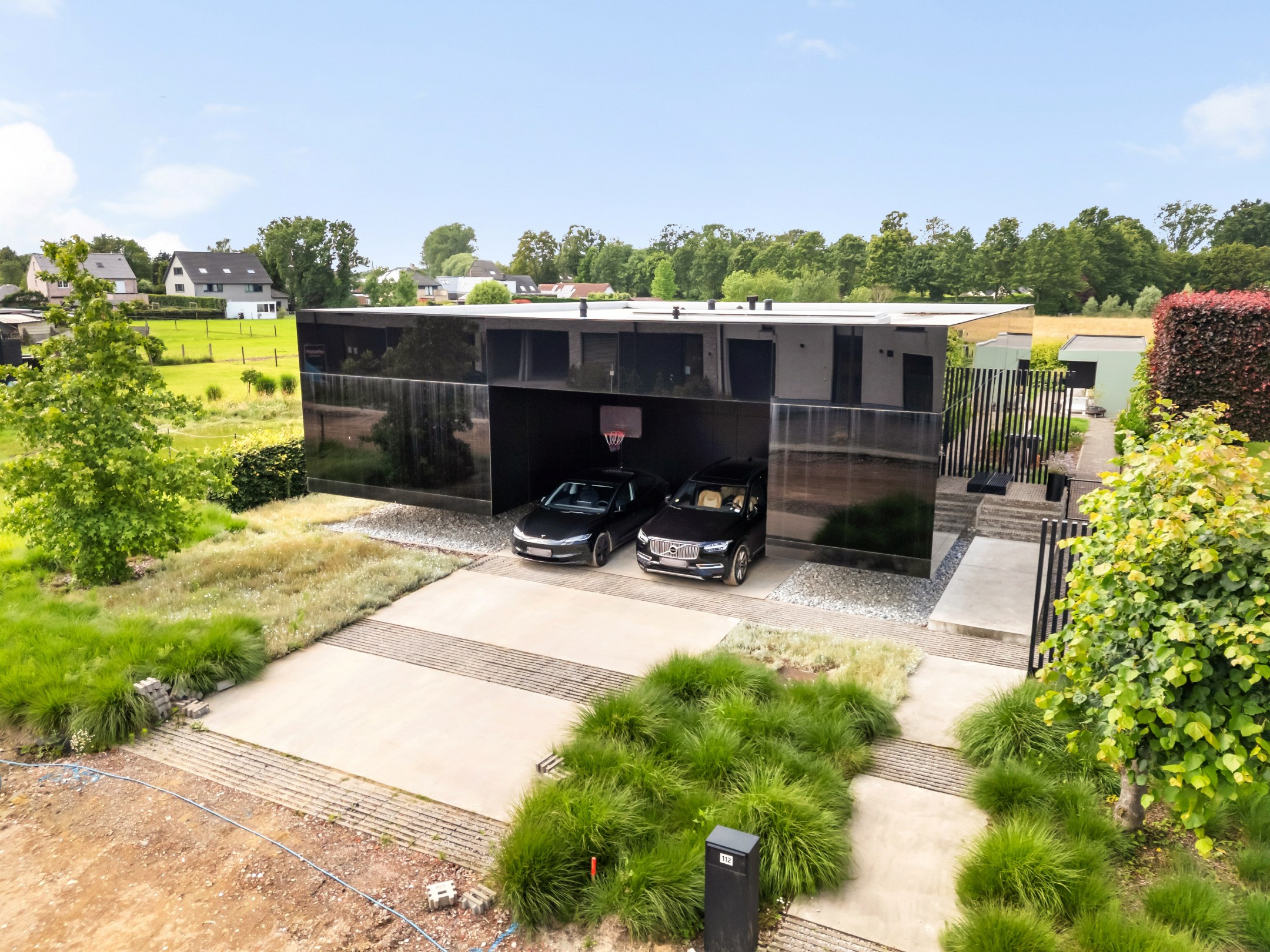 Exclusieve architecturale nieuwbouw met infinity pool en poolhouse - foto 2