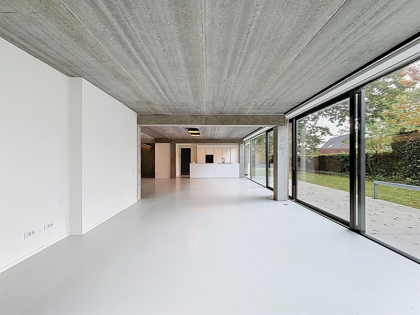 Unieke architecturale woning met 4 slaapkamers en tuin! - foto 2