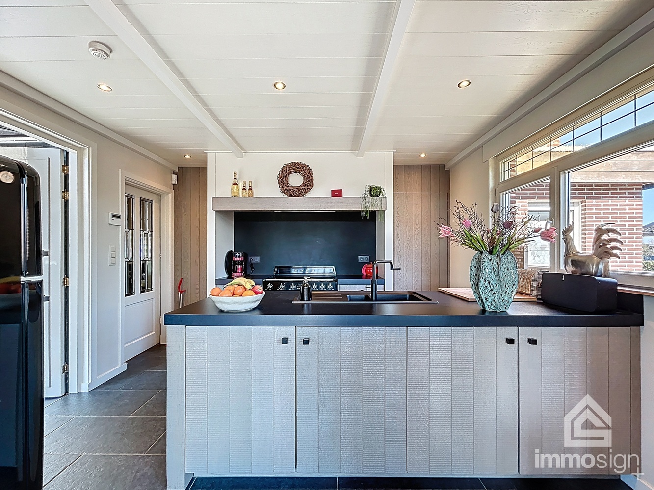 Exclusieve woning voorzien van dubbele garage en bedrijfshal op de Nederlandse grens - foto 4
