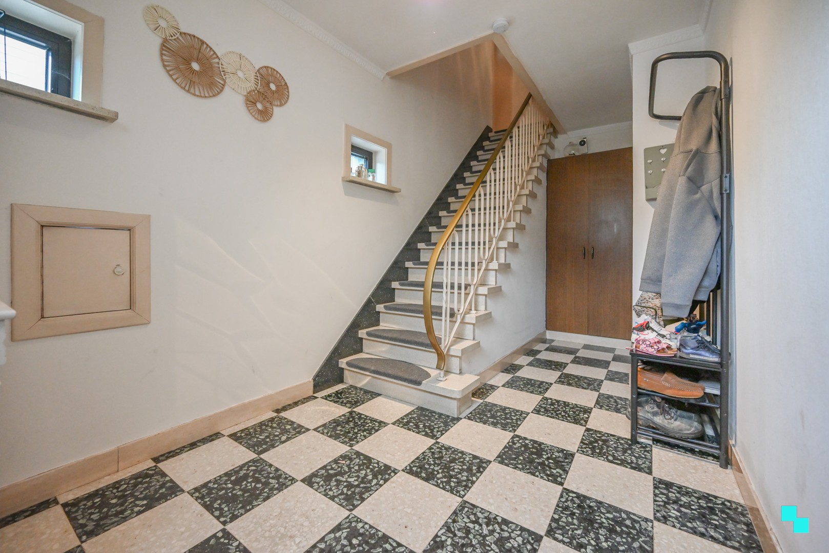 Rustig gelegen woning met vier slaapkamers - photo 2