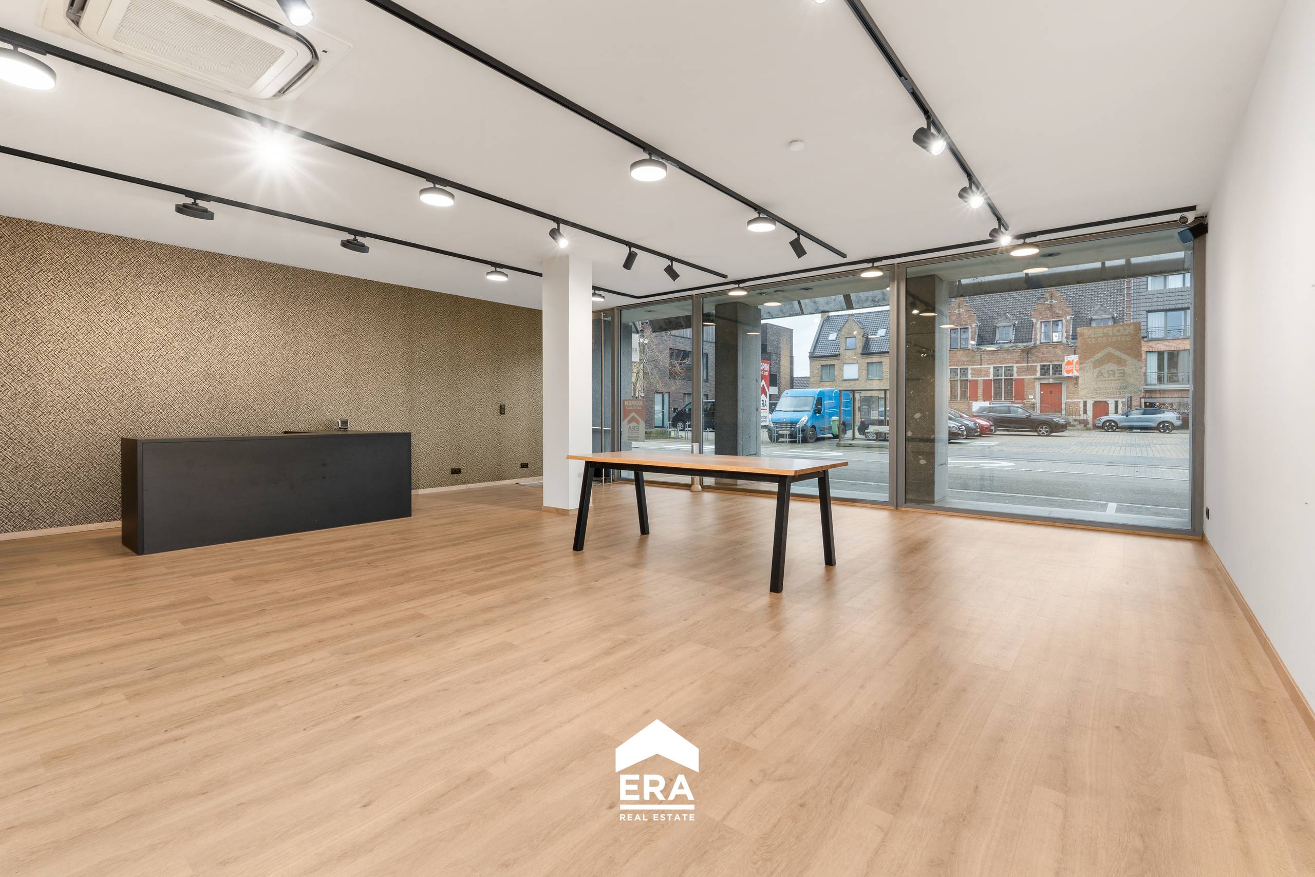 Commercial for rent in Veldegem - photo 4