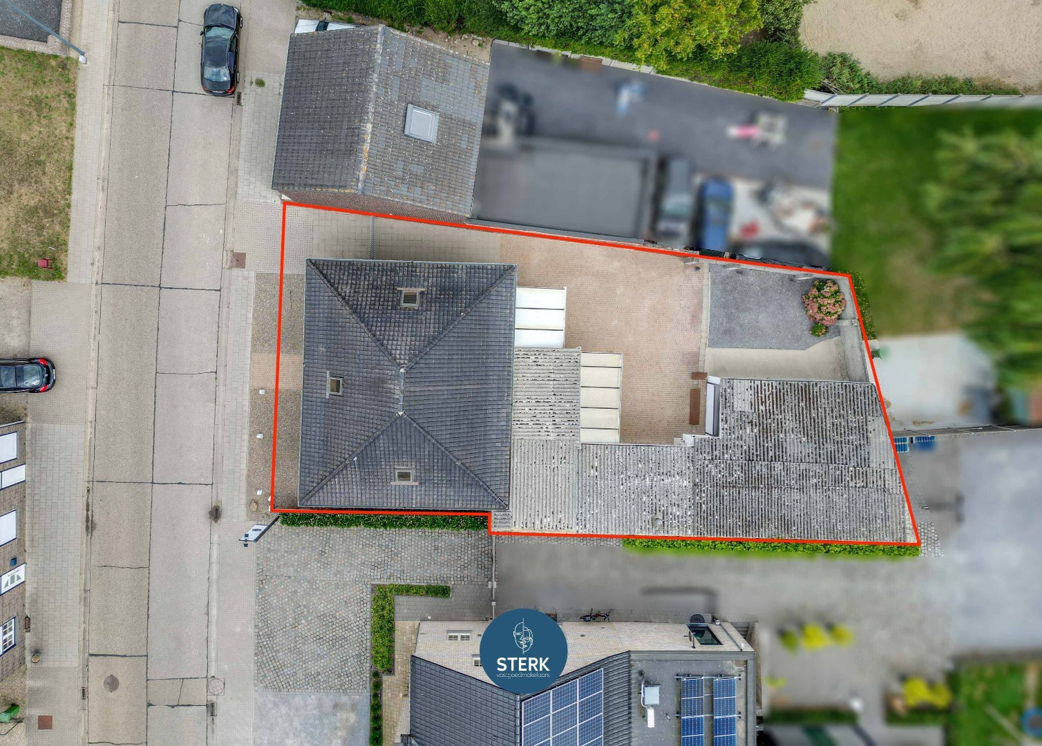 VERZORGDE GEZINSWONING OP EEN ONDERHOUDSVRIENDELIJK PERCEEL IN UIKHOVEN ! - foto 4