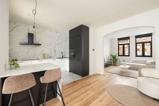  Als eerste bewoner ergens mogen intrekken na een totaalrenovatie, dat is uniek. Net als met prachtige afwerking, zonnepanelen, 3 kamers,...