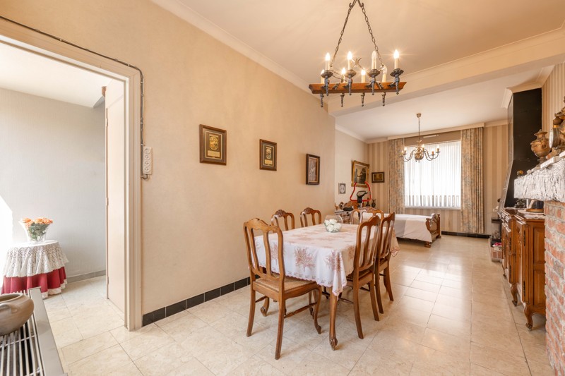 🏡 Gezinswoning met ruime garage en tuin TE KOOP in Meulebeke! - foto 4