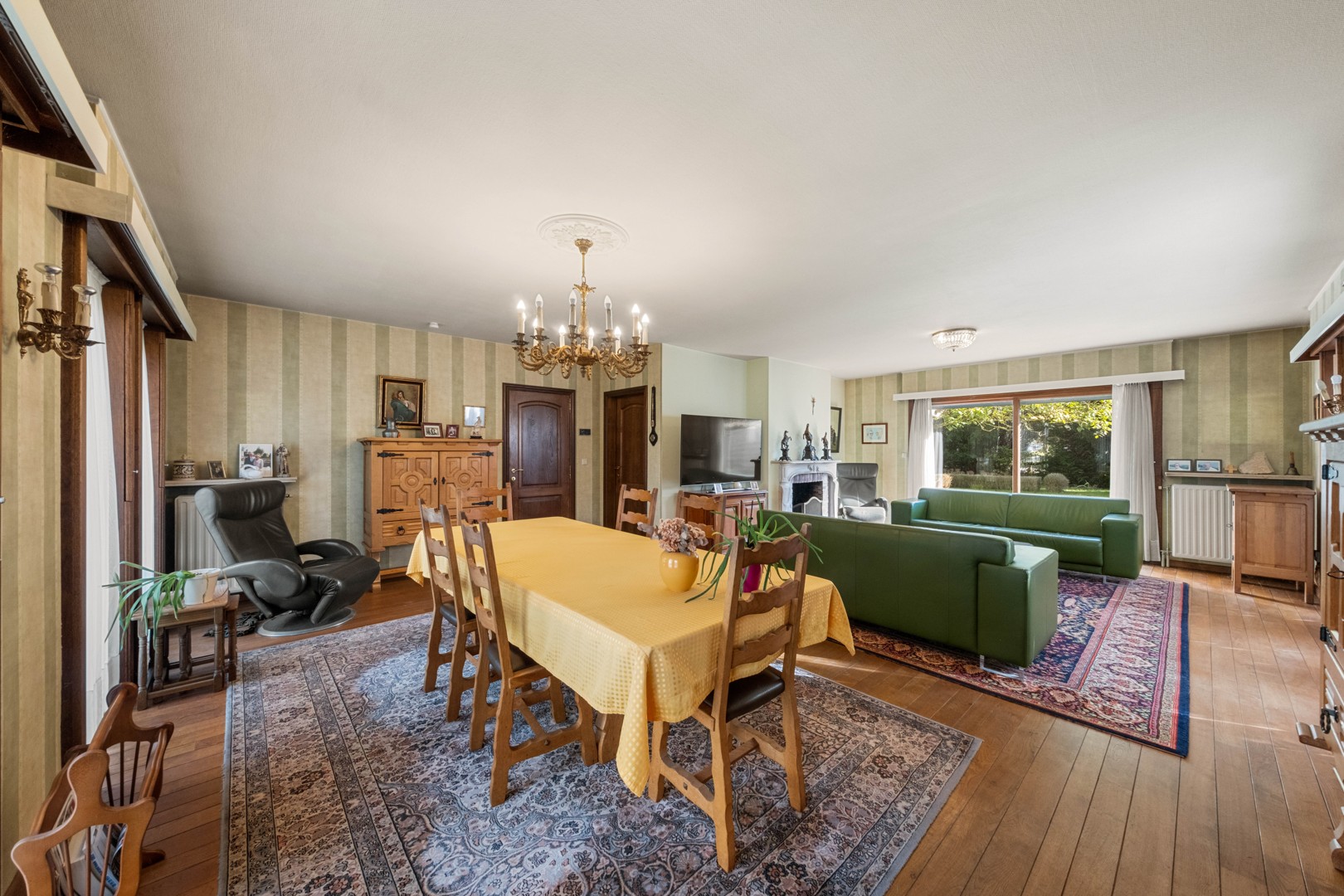 Villa met 4 slaapkamers in een doodlopende straat te Waregem - foto 5