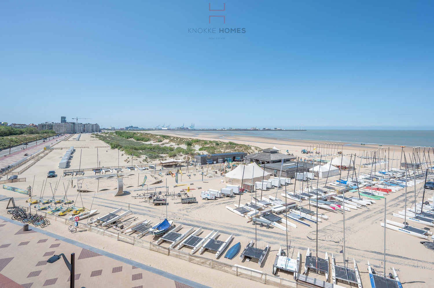 Prachtig gerenoveerd appartement met frontaal zeezicht in Duinbergen - photo 3