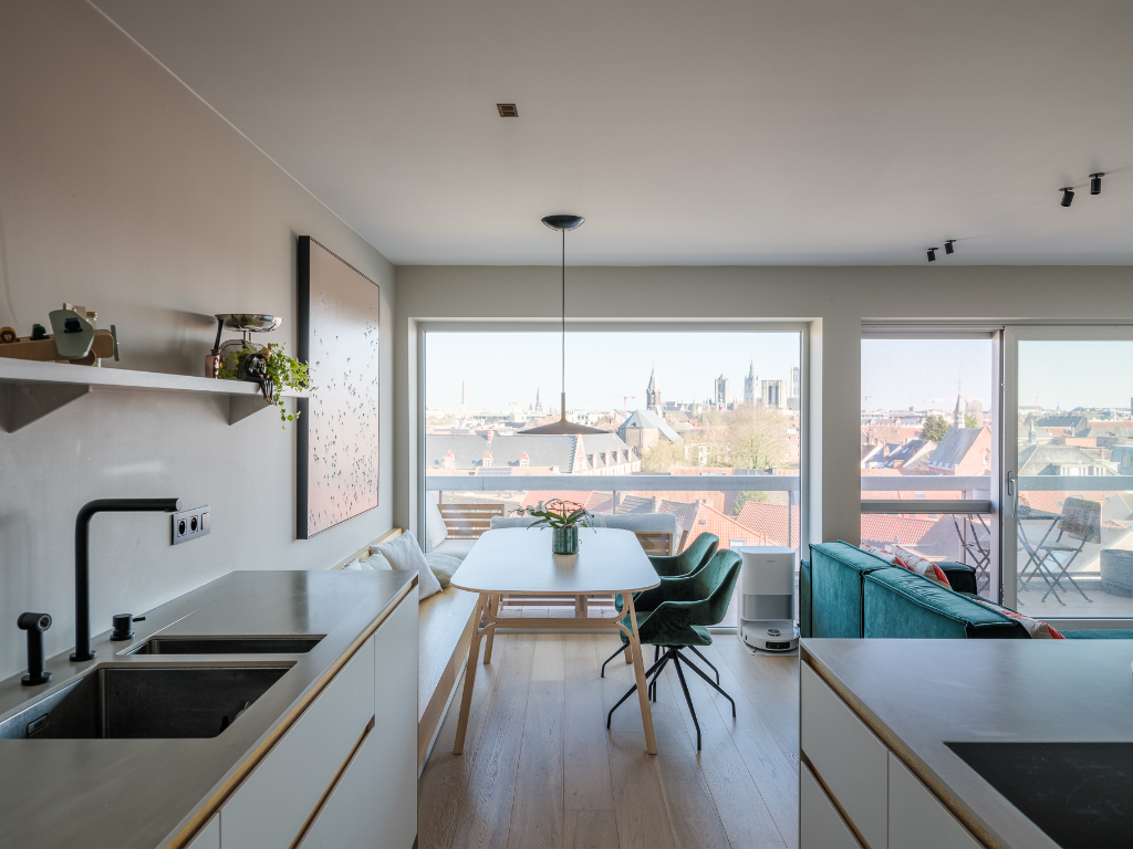 Coupure - Stijlvol gerenoveerd appartement met 2 slaapkamers en unieke zichten op het water en de Gentse binnenstad. - photo 4