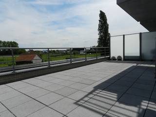 Dit instapklaar appartement op de 1e verdieping beschikt achteraan over een ruim en zongericht terras van 30m² met prachtig verzicht.Verder omvattend...