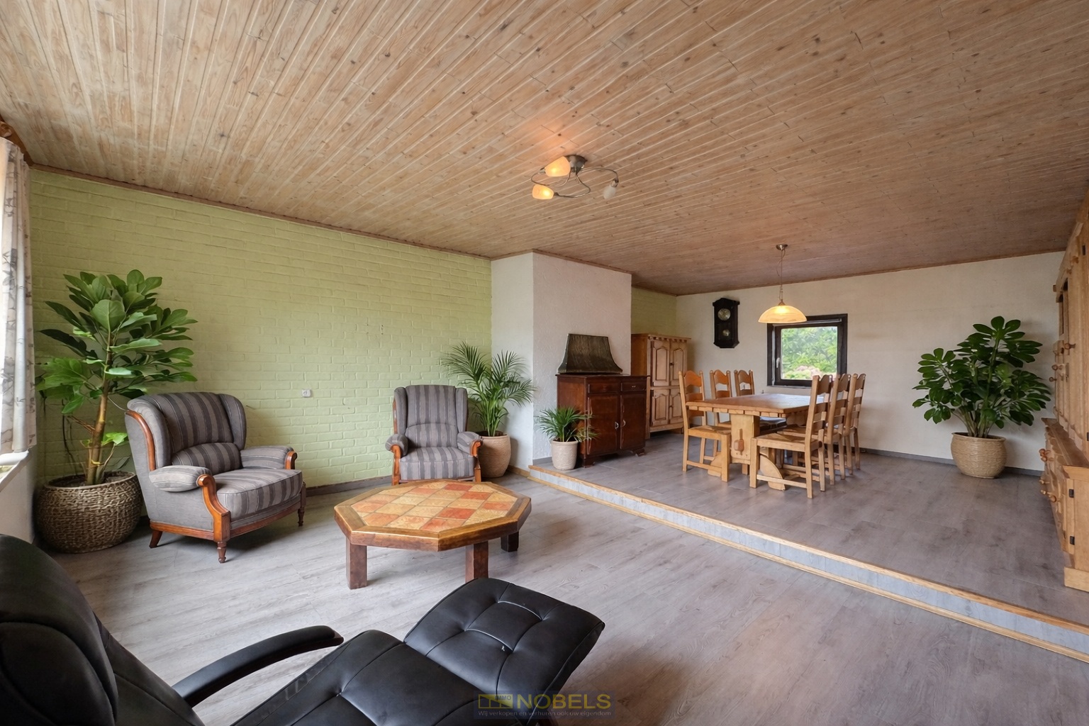 Te koop, te renoveren gezinswoning in landelijke omgeving te Zwalm! - photo 2