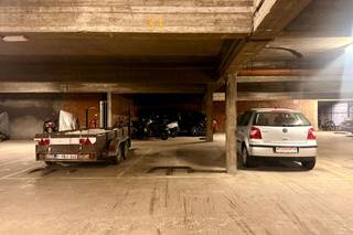 Ondergrondse autostaanplaats in centrum BorgerhoutOp zoek naar een veilige parkeeroplossing of een compacte, slimme investering? Dan zit je goed in...