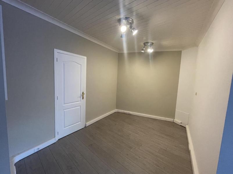 Centraal gelegen handelspand te Koekelare. - foto 4