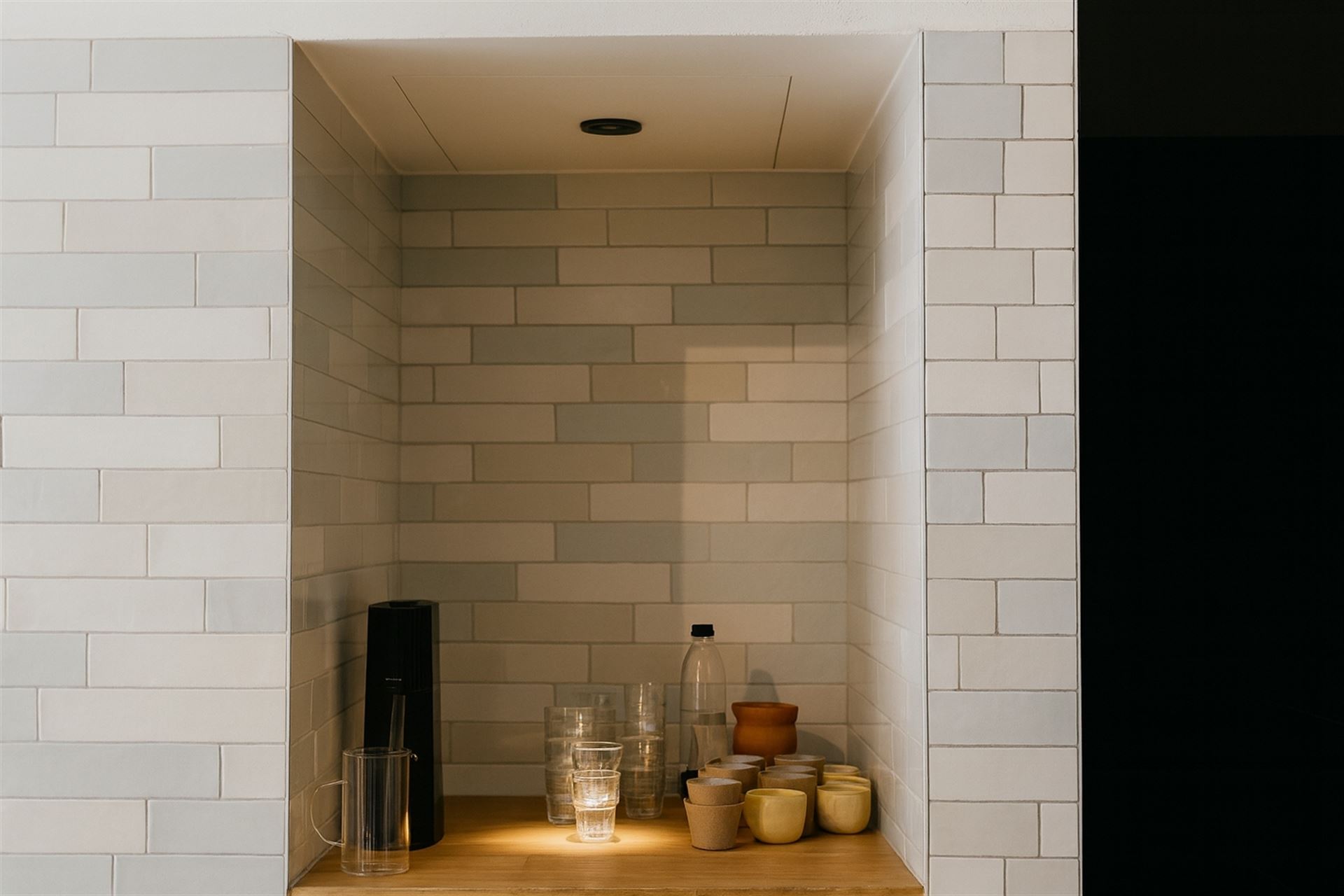 rez commercial - photo 5