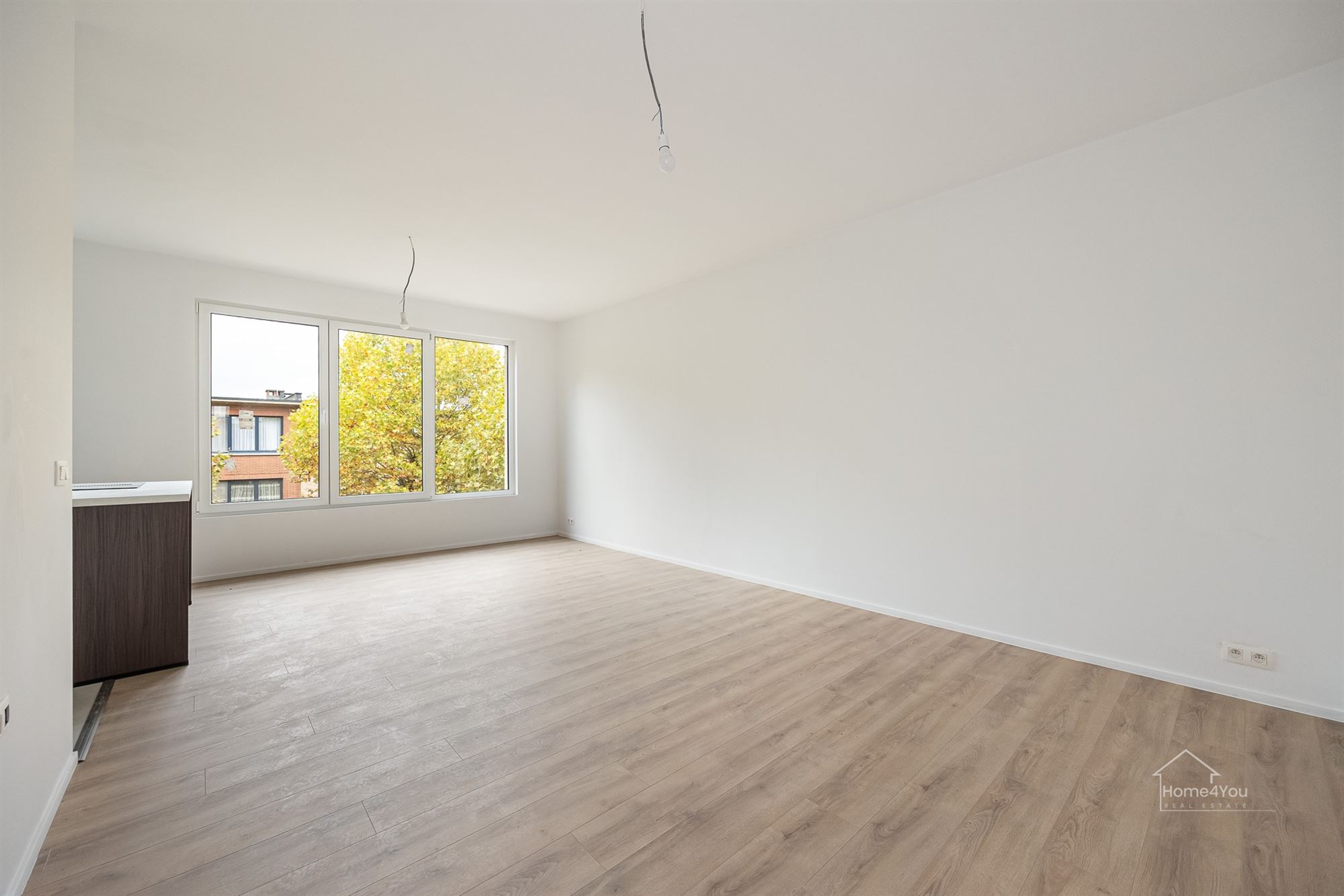 Gerenoveerd 2-slaapkamer appartement in Borsbeek te koop! - foto 4