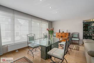 Immo Groot Leeuw a le plaisir de vous présenter ce superbe appartement moderne et économe en énergie, situé au premier étage d’un immeuble à...