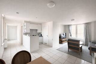 Dit appartement is gelegen op de eerste verdieping in residentie Jacob in de Sint-Jacobsstraat 16, Ieper. Het appartement is gelegen op een...