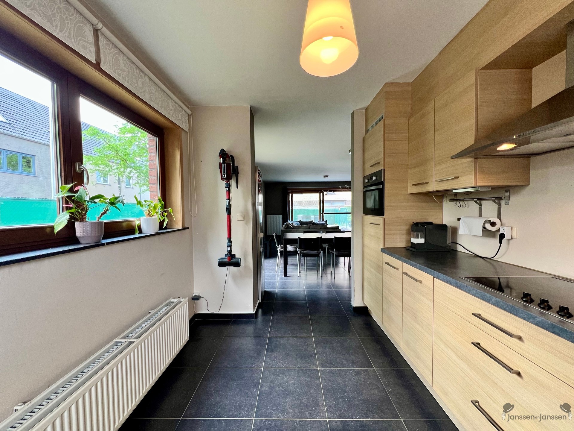 Halfopen bebouwing met tuin &amp; garage - foto 5