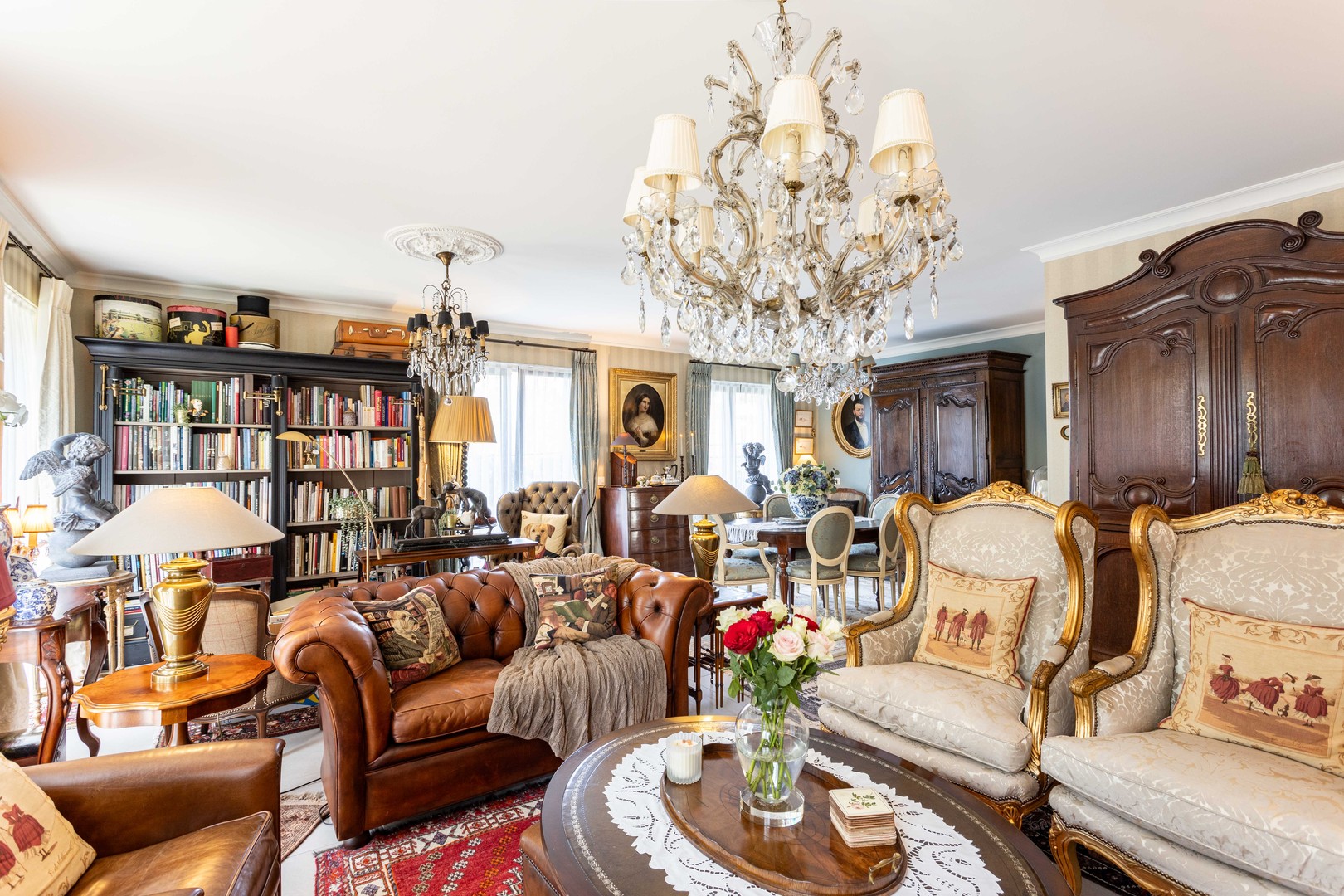 Luxueus en ruim (160m2) gelijkvloers appartement met terras en tuin - foto 5