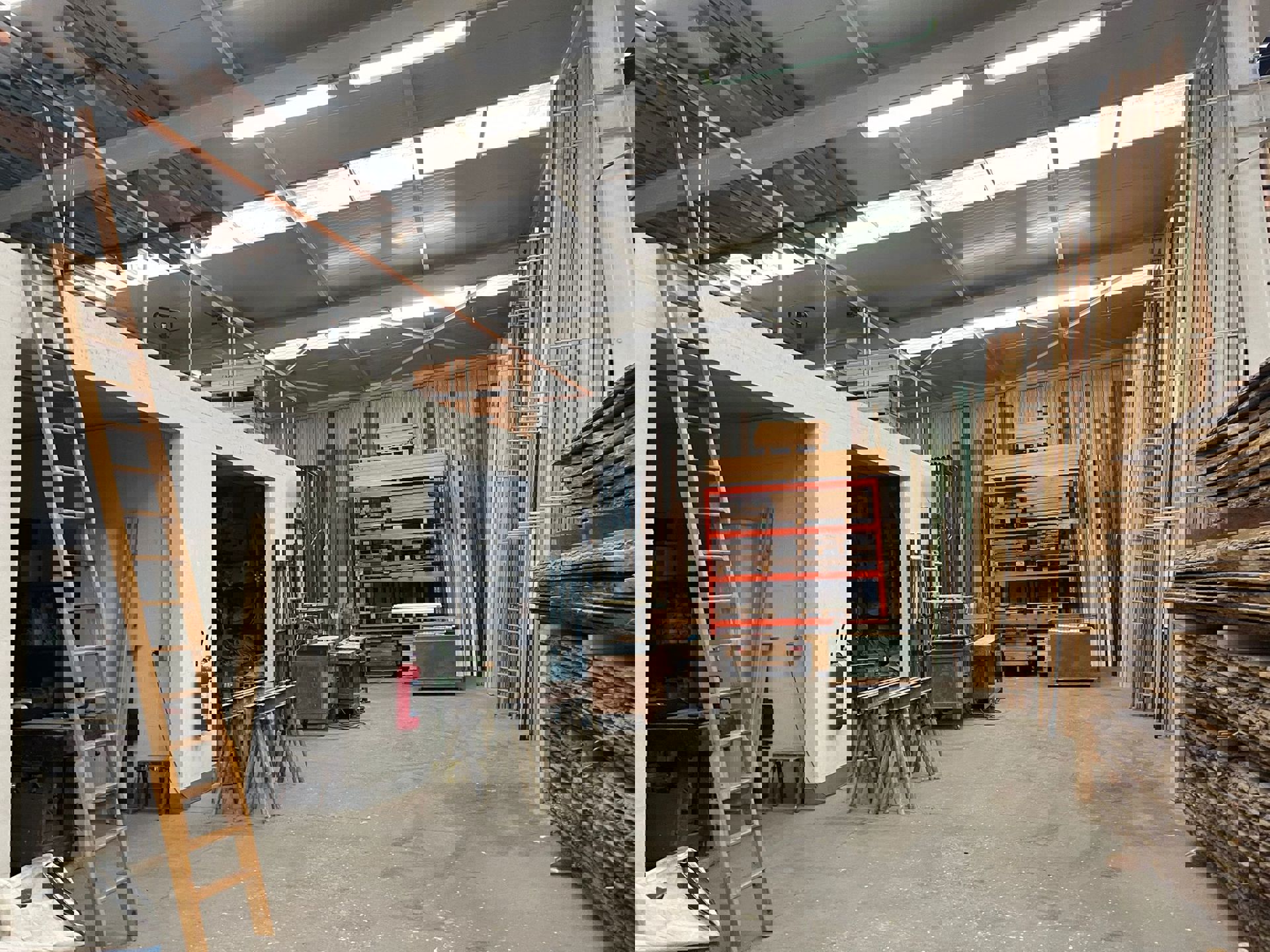 TE KOOP – Industrieel gebouw met kantoren |  Herstal - foto 4