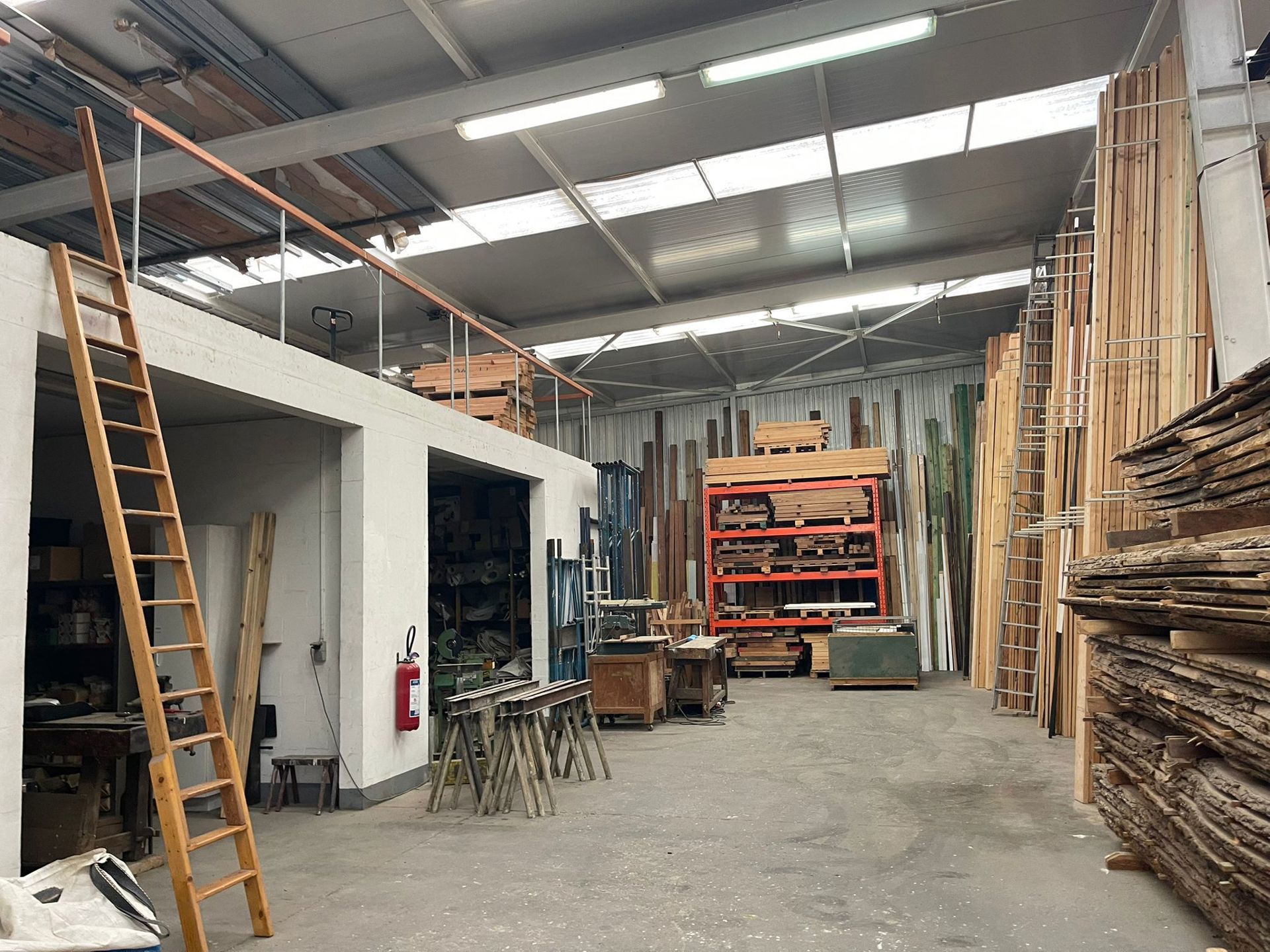 Share deal – Industrieel gebouw met kantoren | Herstal - foto 4