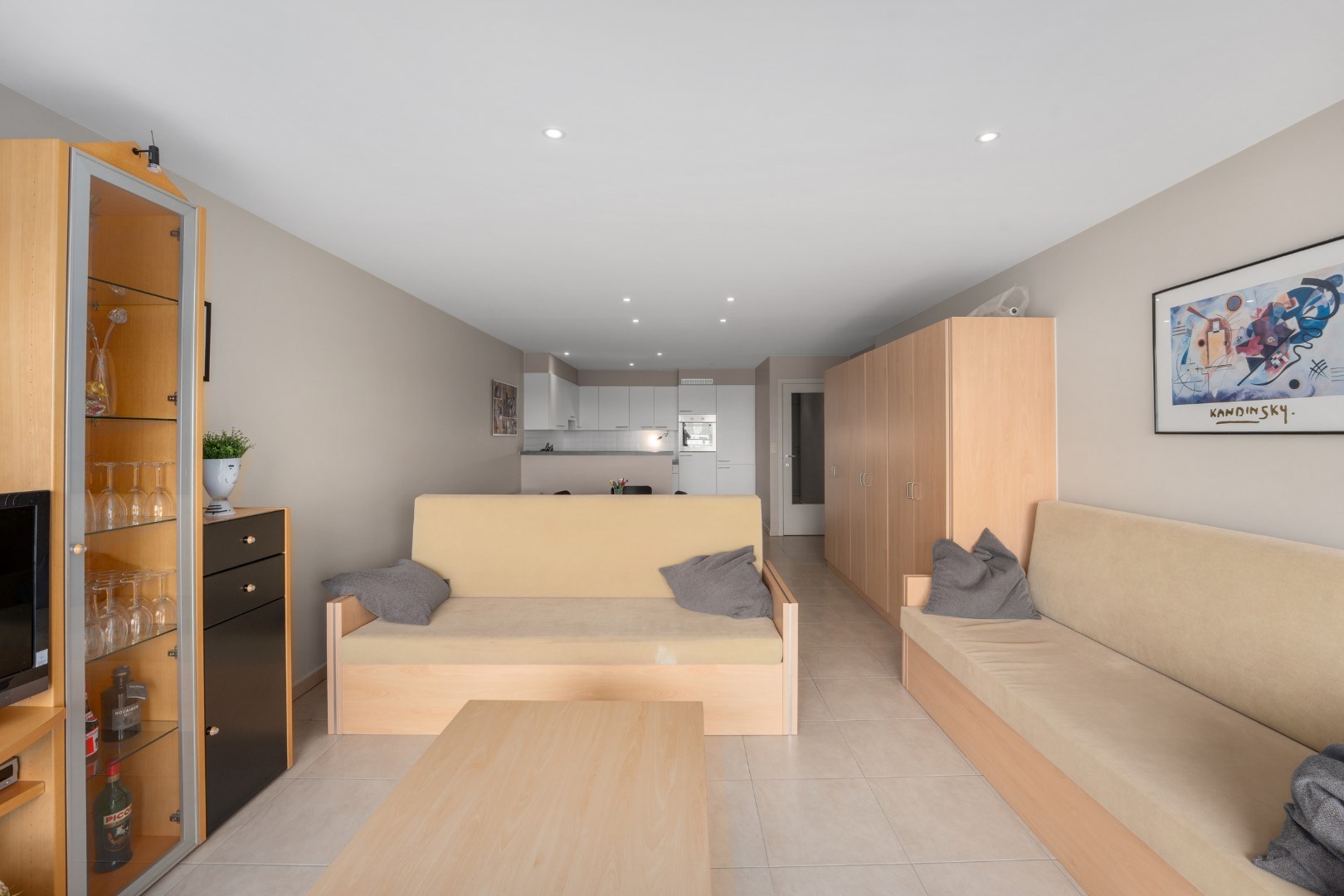 Prachtig en ruim 2 slaapkamerappartement te koop nabij de zeedijk - foto 3