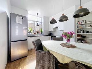 Handelspand en woonst met 2 slaapkamers en tuin. Ook als belegging!Handelspand.Het gelijkvloers omvat een functionele ruimte van 70 m² met...