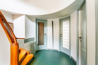 PULHOF - Karaktervolle Art deco burgerwoning met garage op een mooi zonnig perceel van ca. 551m² grond gelegen in de gegeerde Pulhofwijk...