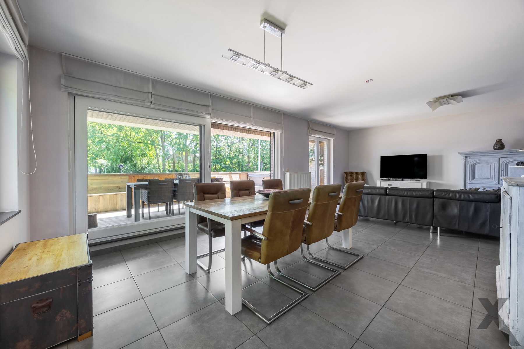 Mooi gelijkvloers hoekappartement met terras en tuintje - foto 5