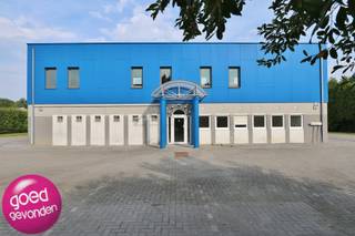 Kantoren te huur vanaf 100 m².In uitstekende staat, gelegen op het industrieterrein "OVERHAEM" te Tongeren.- uitstekende logistieke ligging-...