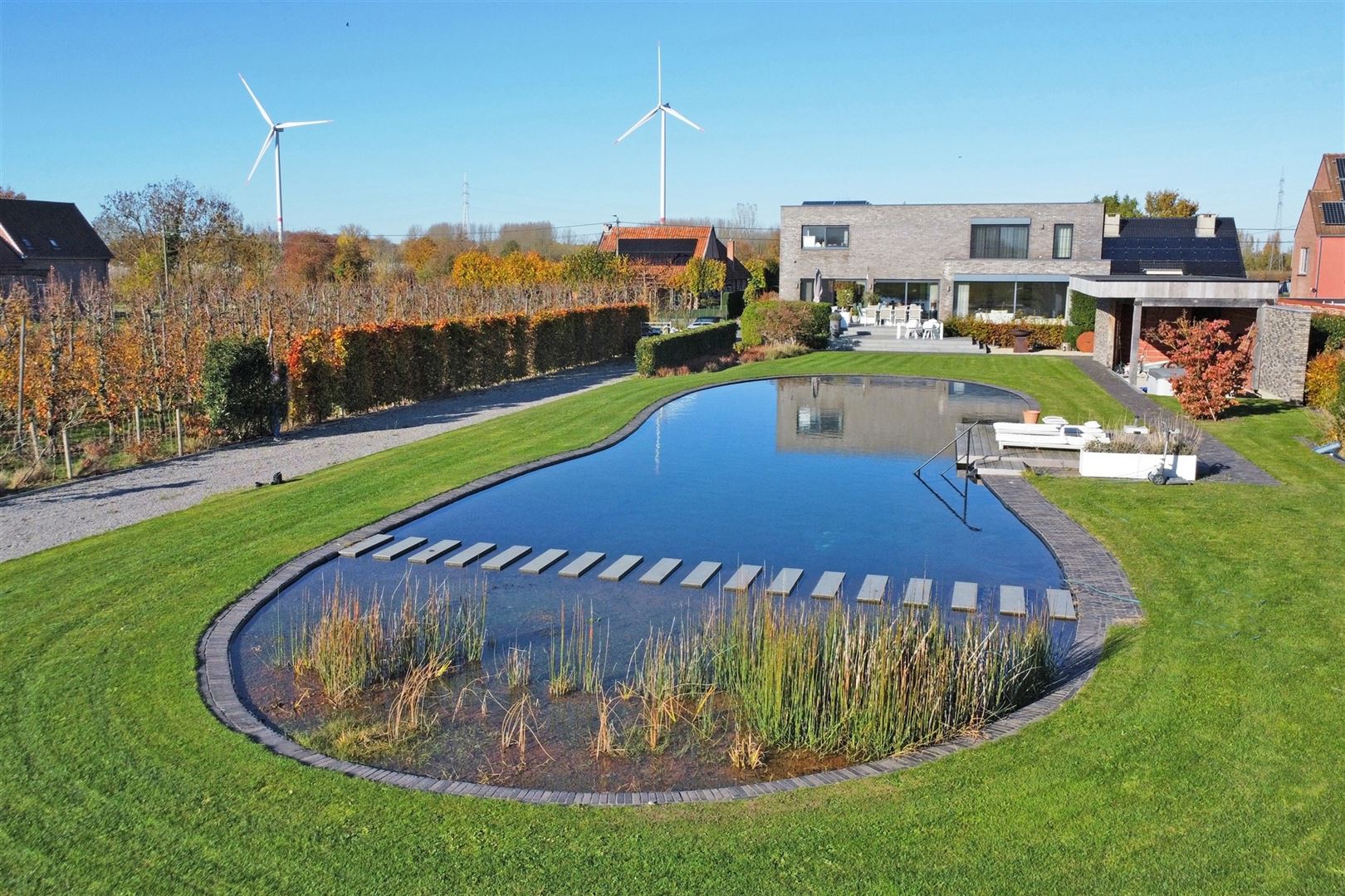 Landelijk gelegen villa met weids zicht. - foto 2