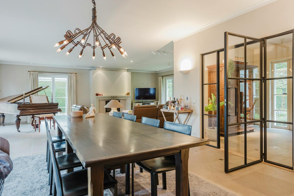 Tijdloze villa met 5 kamers en zwembad te koop in Deerlijk - foto 4