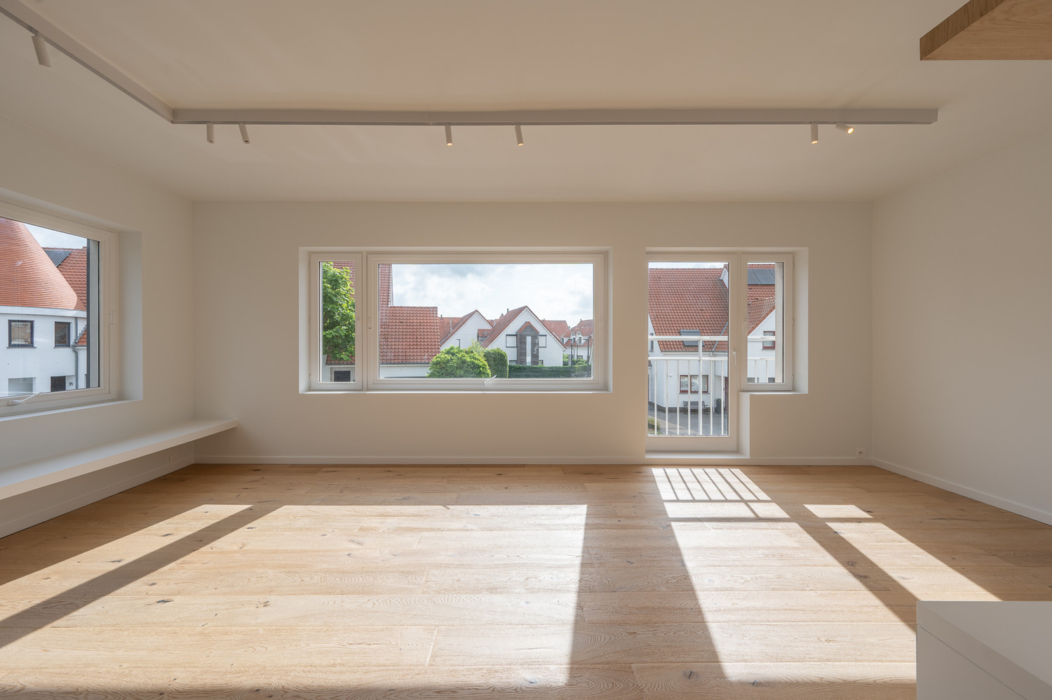 Prachtig gerenoveerd hoekappartement op wandelafstand van het strand in Duinbergen - foto 2