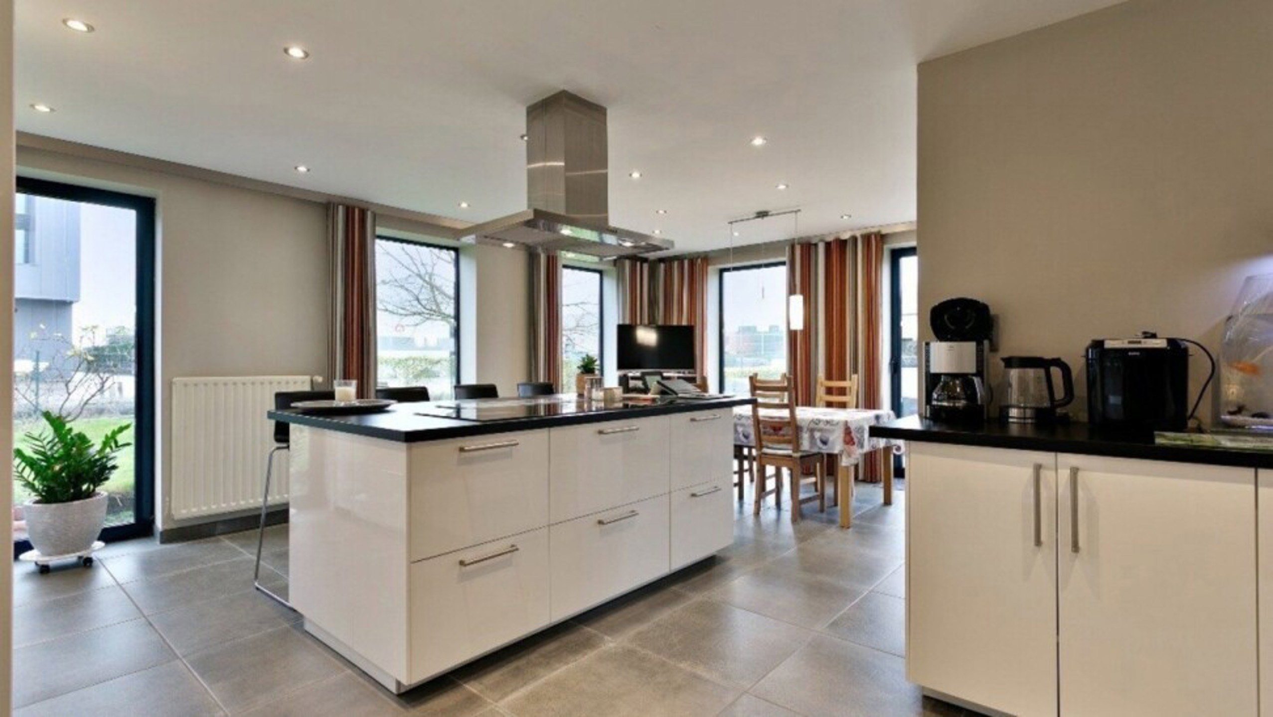 Multifunctioneel bedrijfsgebouw te koop - foto 5