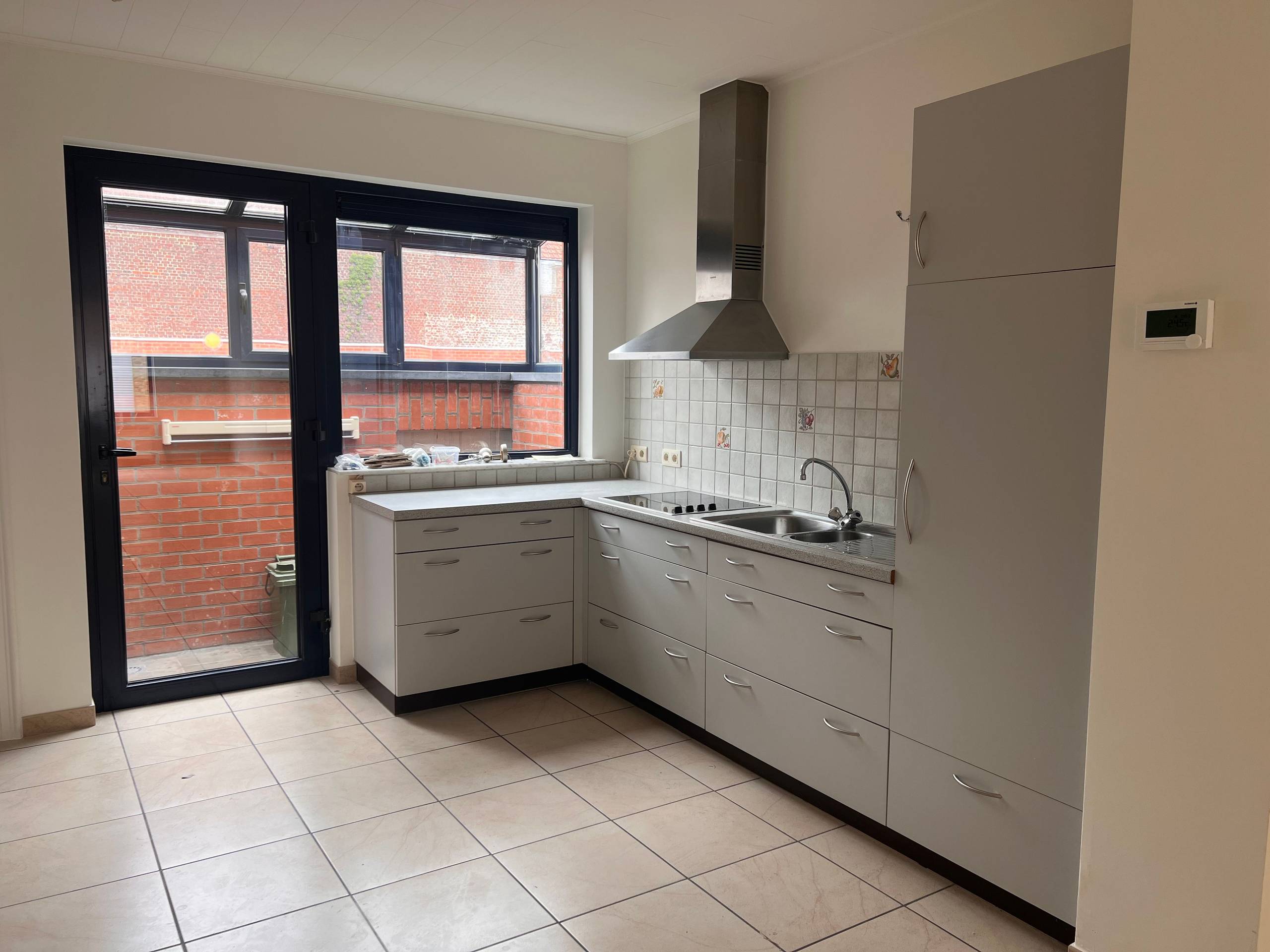 Ruime rijwoning nabij station Ieper | TE HUUR - foto 5