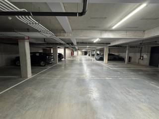 Garage for sale in Lede