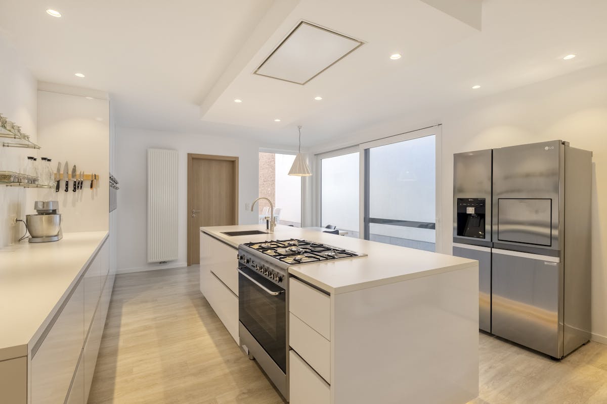 Beautifully renovated semi-detached house with 3 bedrooms - photo 2