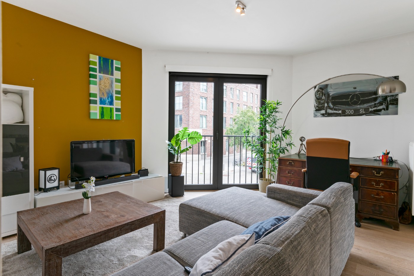 Recent app. op 1e verd. met 2 slpk. in Cadix-buurt te Antwerpen - foto 3