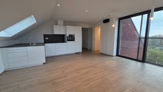 In dit prachtige nieuwbouwproject nabij het Kasteel van Horst bieden wij een compacte woonunit aan, specifiek voor 65-plussers.Dit hoogwaardig...