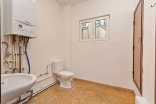 Zeer interessante investering te koop in Anderlecht. 2 Panden te koop op RUE WAYEZ & RUE DU VILLAGE, ze genieten van een centrale TOP ligging in...