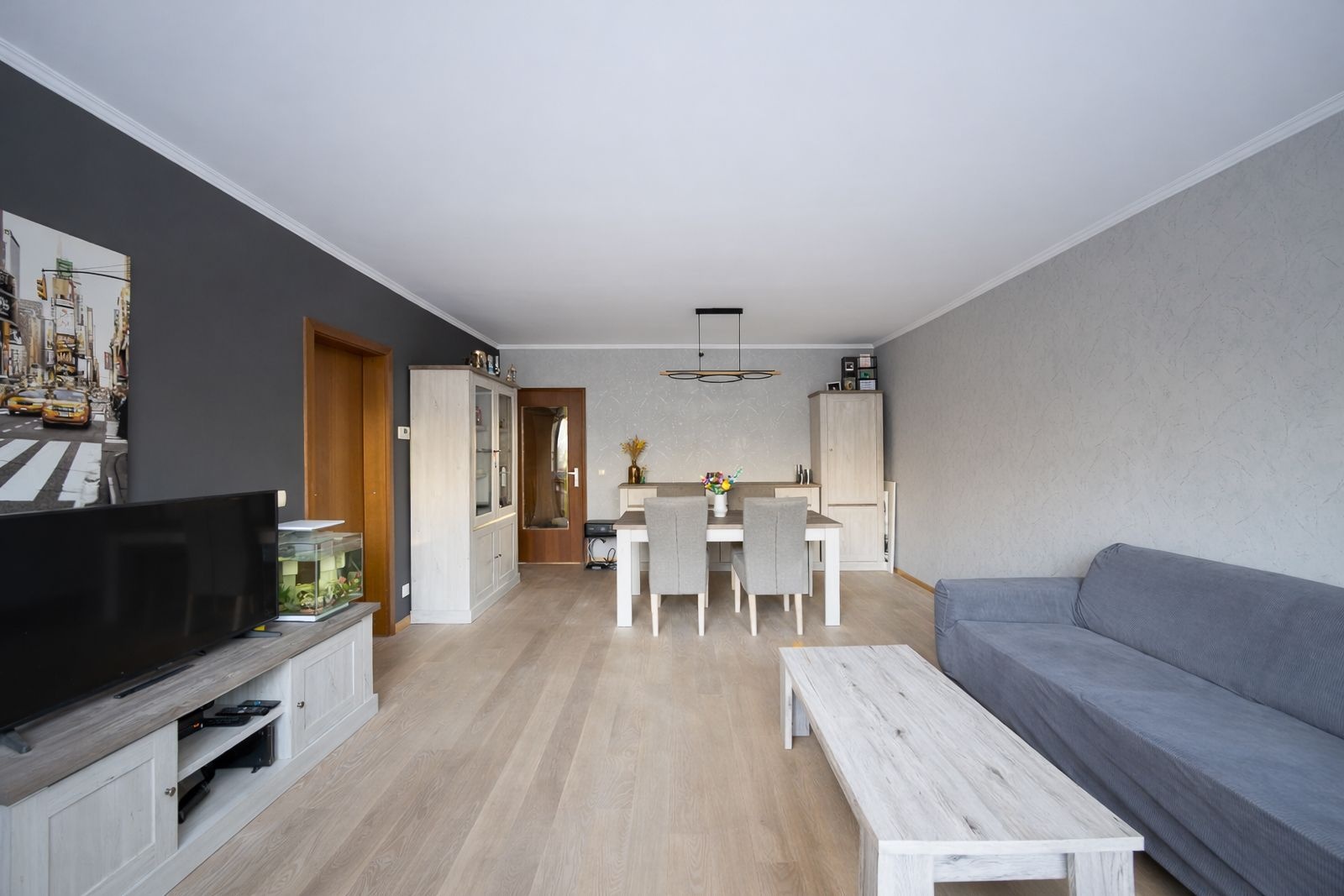 Gunstig gelegen, instapklaar appartement met 2 slaapkamers ! - foto 5