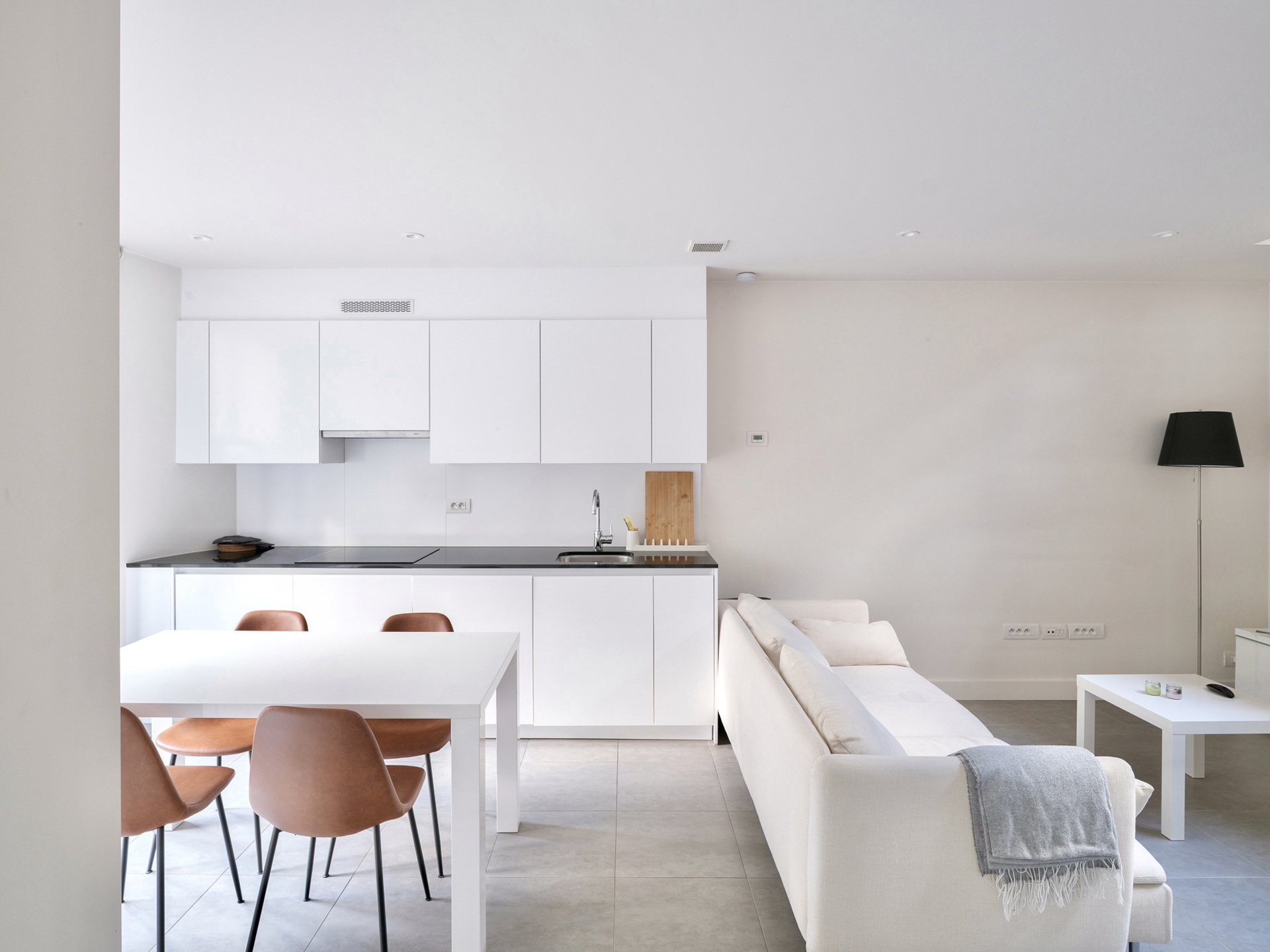 Unieke 2 slaapkamerwoning met dakterras in centum Gent   - foto 4