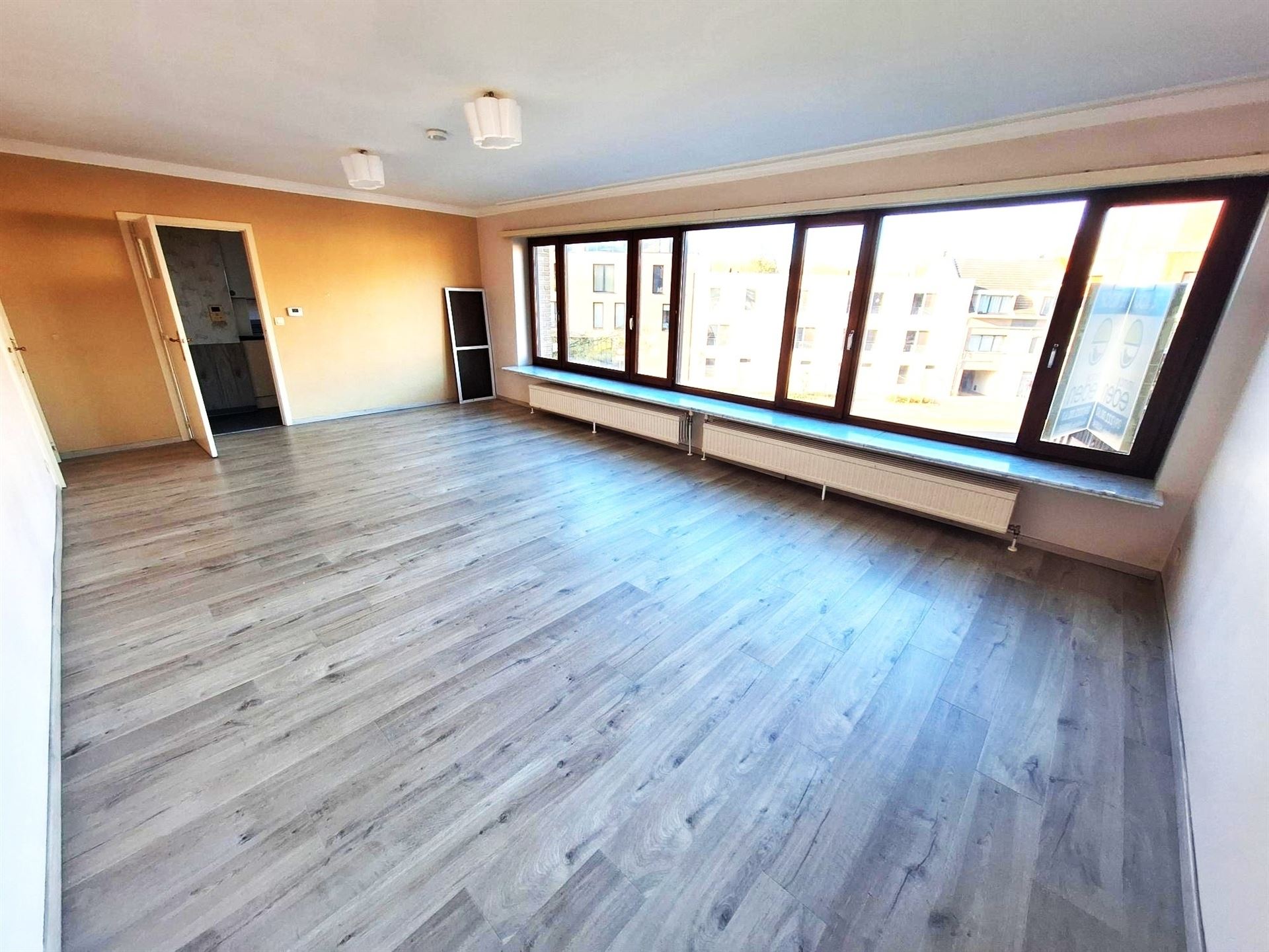 Ruim en lichrijk appartement met 3 slaapkamers - foto 5