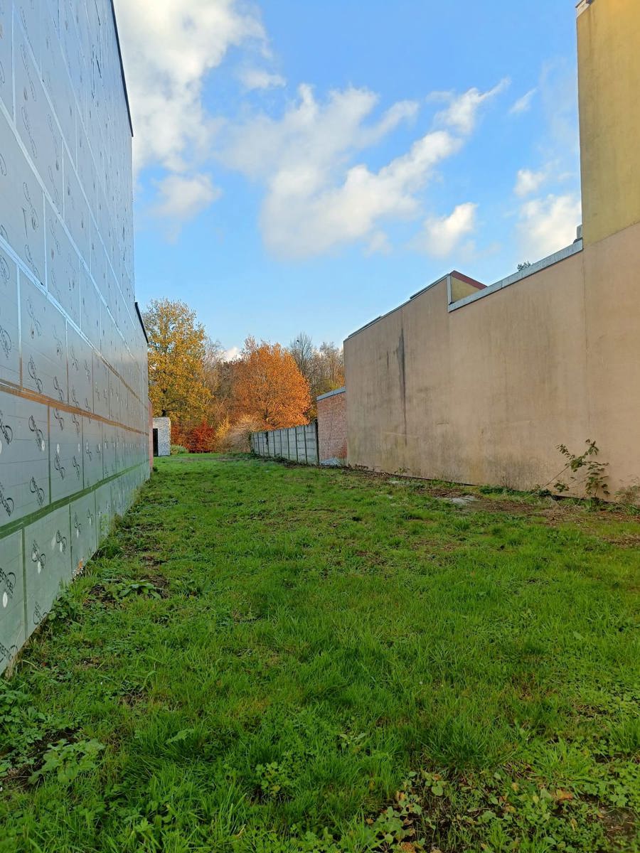 Bouwgrond voor gesloten bebouwing op een uitstekende locatie  - foto 3