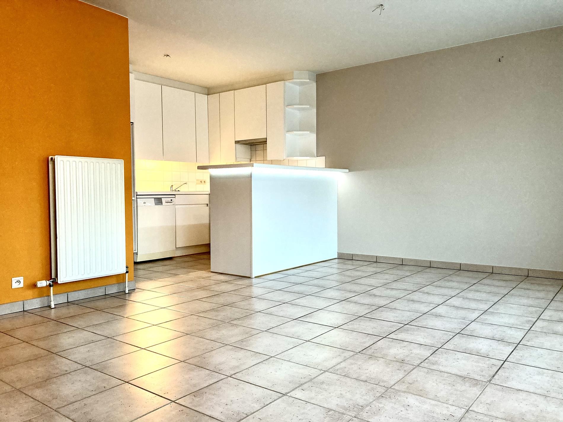 2 slk appartement met autostaanplaats in het centrum van Kuurne te huur. - foto 2