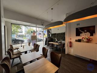 Informatie handelspandZeer interessant handelspand ca. 75m² met kelder gelegen in de drukste straat van de studentenbuurt! Het pand is sinds 1...