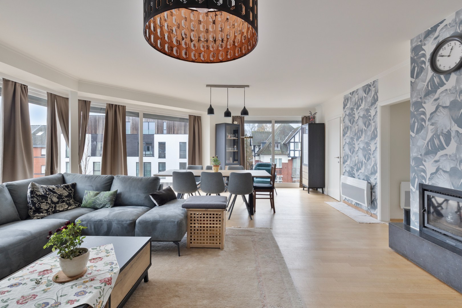 Lichtrijk dakappartement met 3 slaapkamers - foto 2